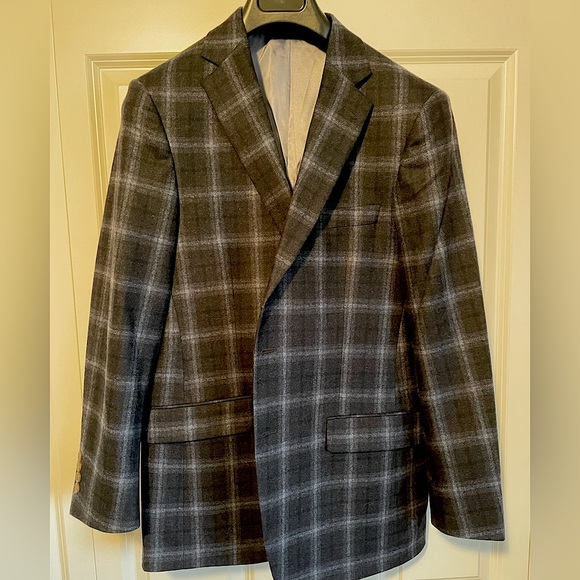 MINT! HART SCHAFFNER MARX 42R WOOL $795 - Picture 1 of 4